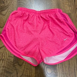 Nike Drifit Tempo Shorts Size Medium